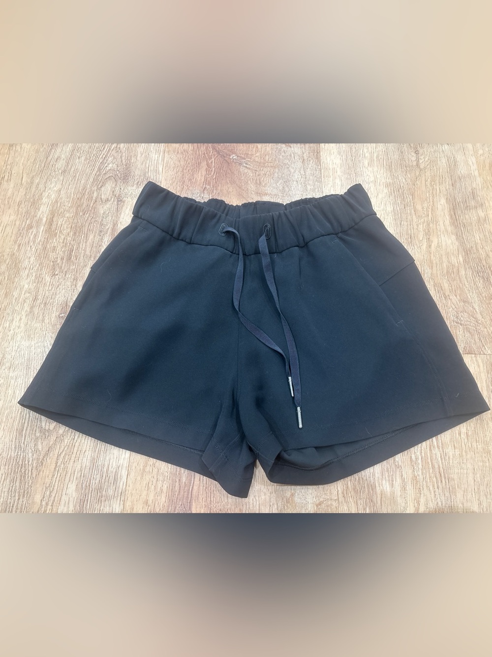 lululemon athletica Black Elastic-Waist Athletic Shorts